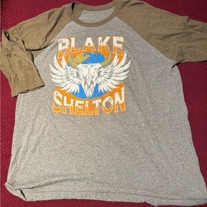 Gray and Olive Blake Shelton 3/4 Sleeve Graphic T-Shirt Size XXL